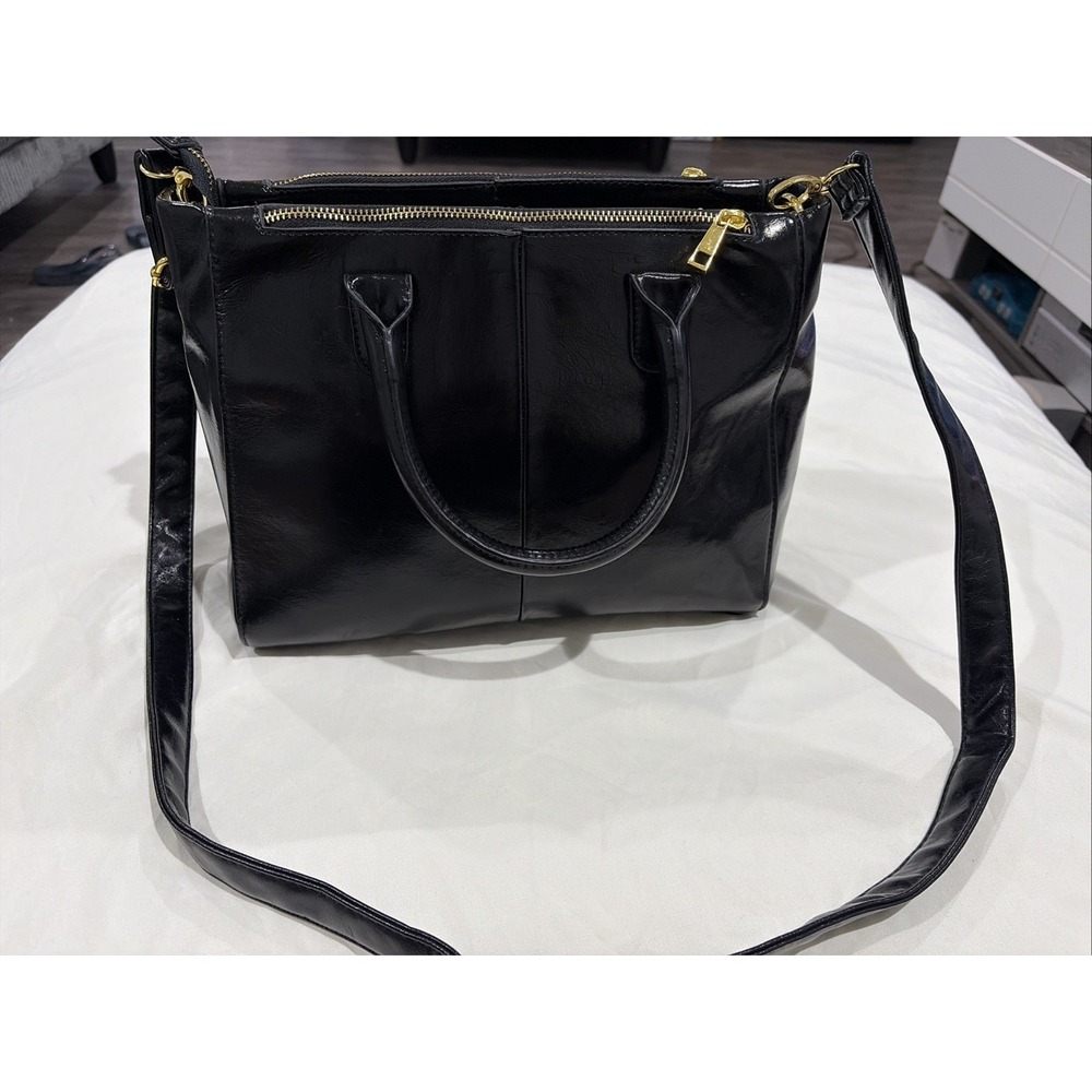 Harve Benard Leather Shoulder & Hand Bag Purse